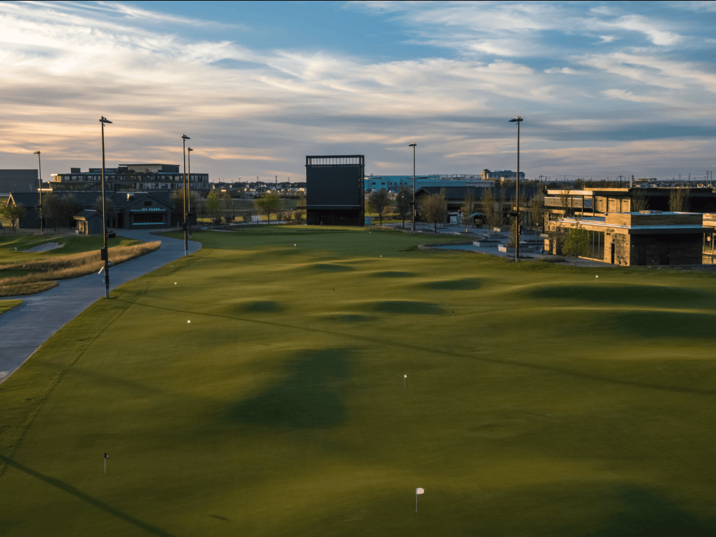 The Dance Floor Putting Course